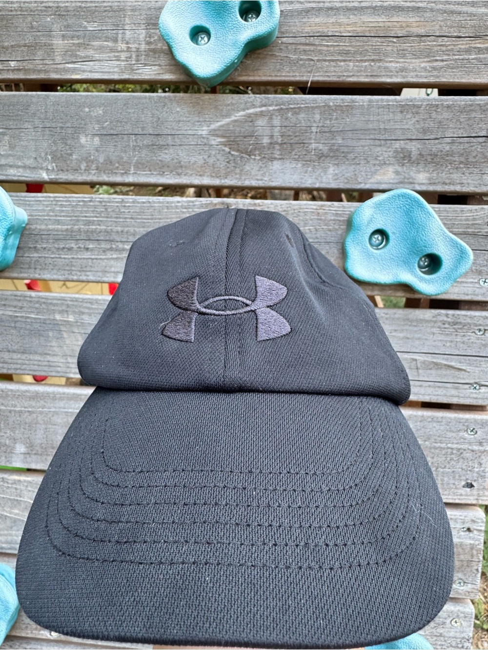 Under Armour - Women’s Black Athletic Hat